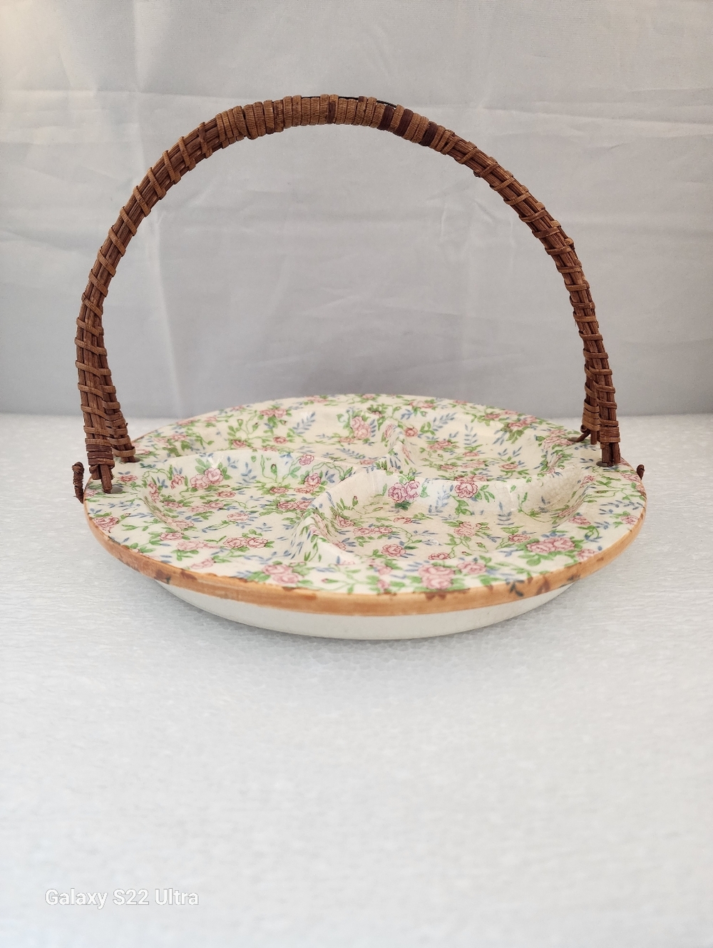 Vtg Floral Paisley Chintz Divided Serving Plate with Wicker Handle